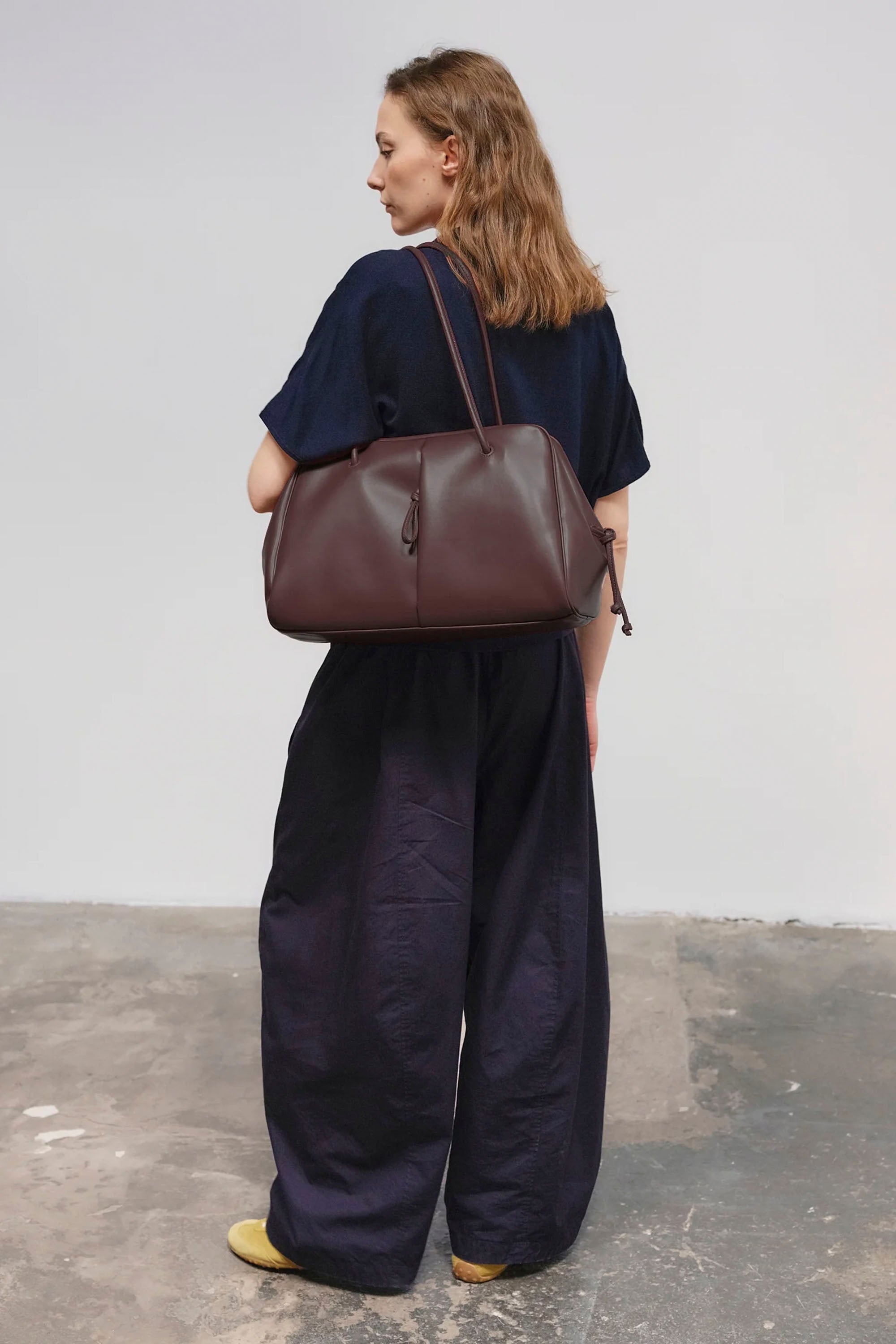 ÖLEND - BROOKLYN BAG - CHOCOLATE