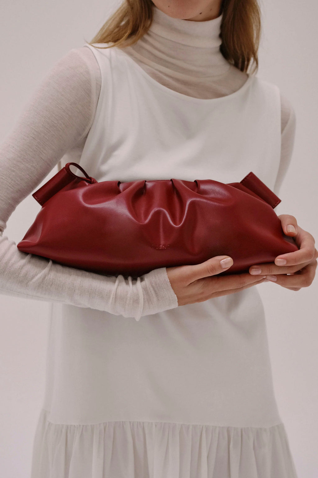 ÖLEND - DUMPLING BAG - CHERRY RED