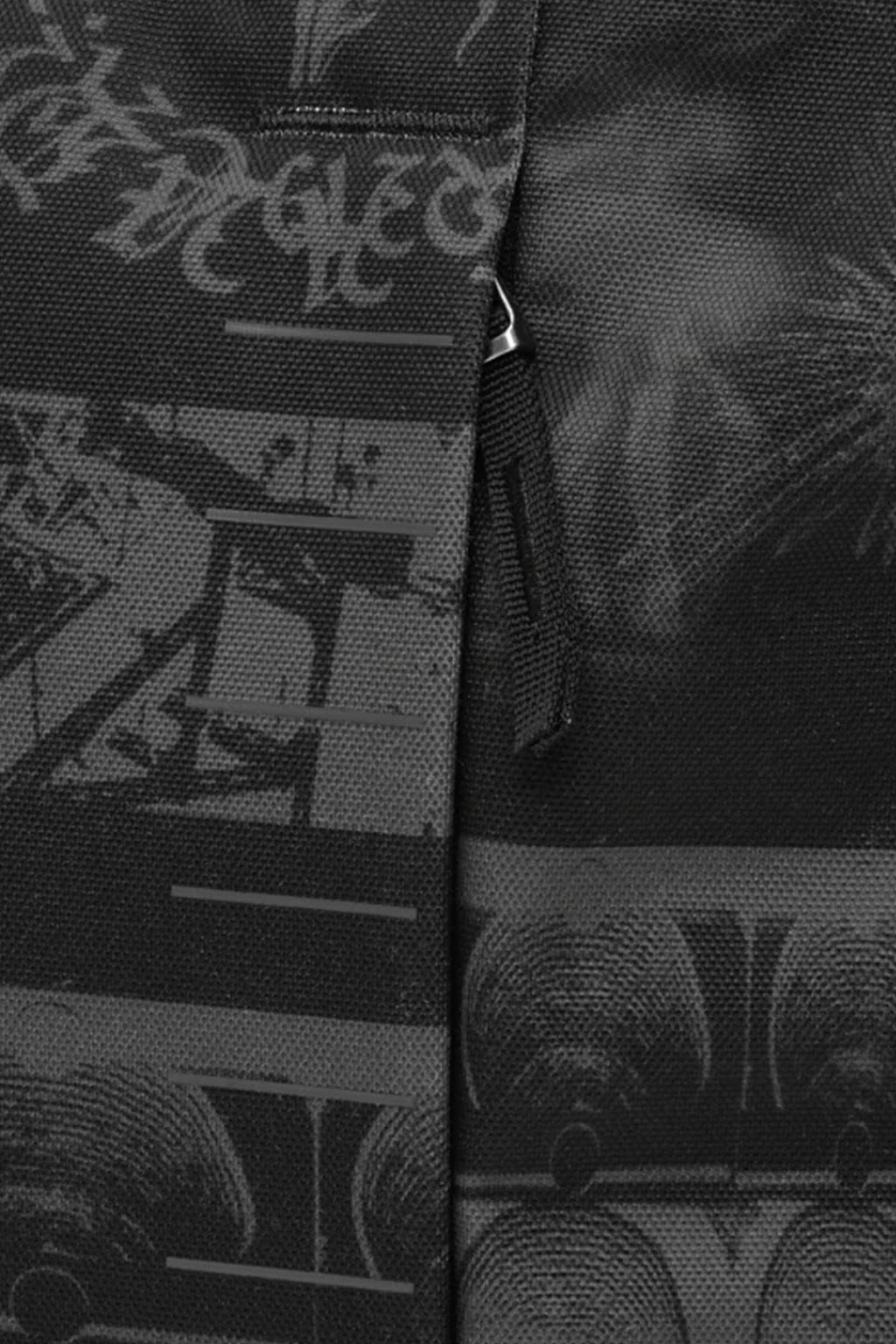 Db - Db x Former ESSENTIAL TOTE - 20L