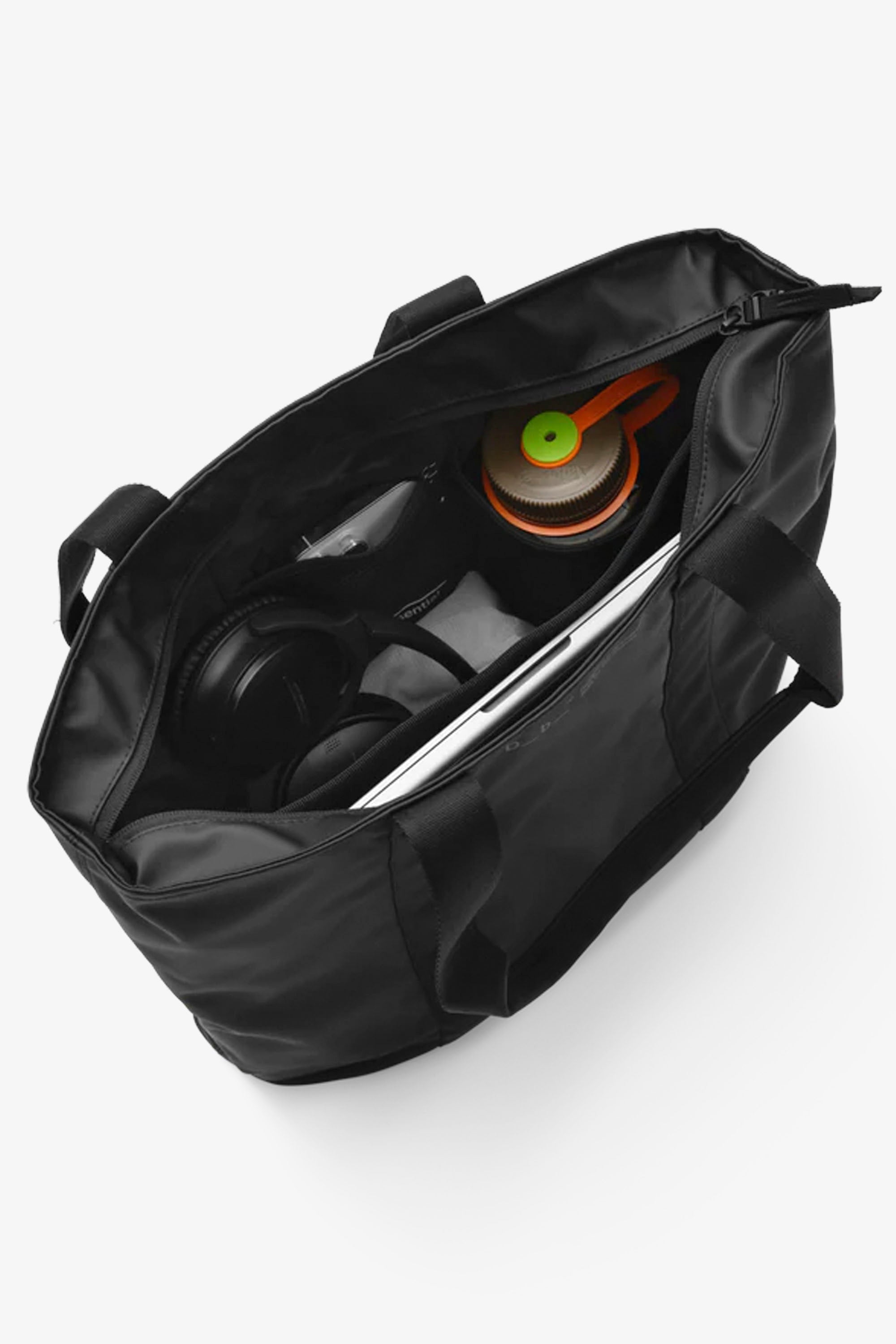Db - Db x Former ESSENTIAL TOTE - 20L