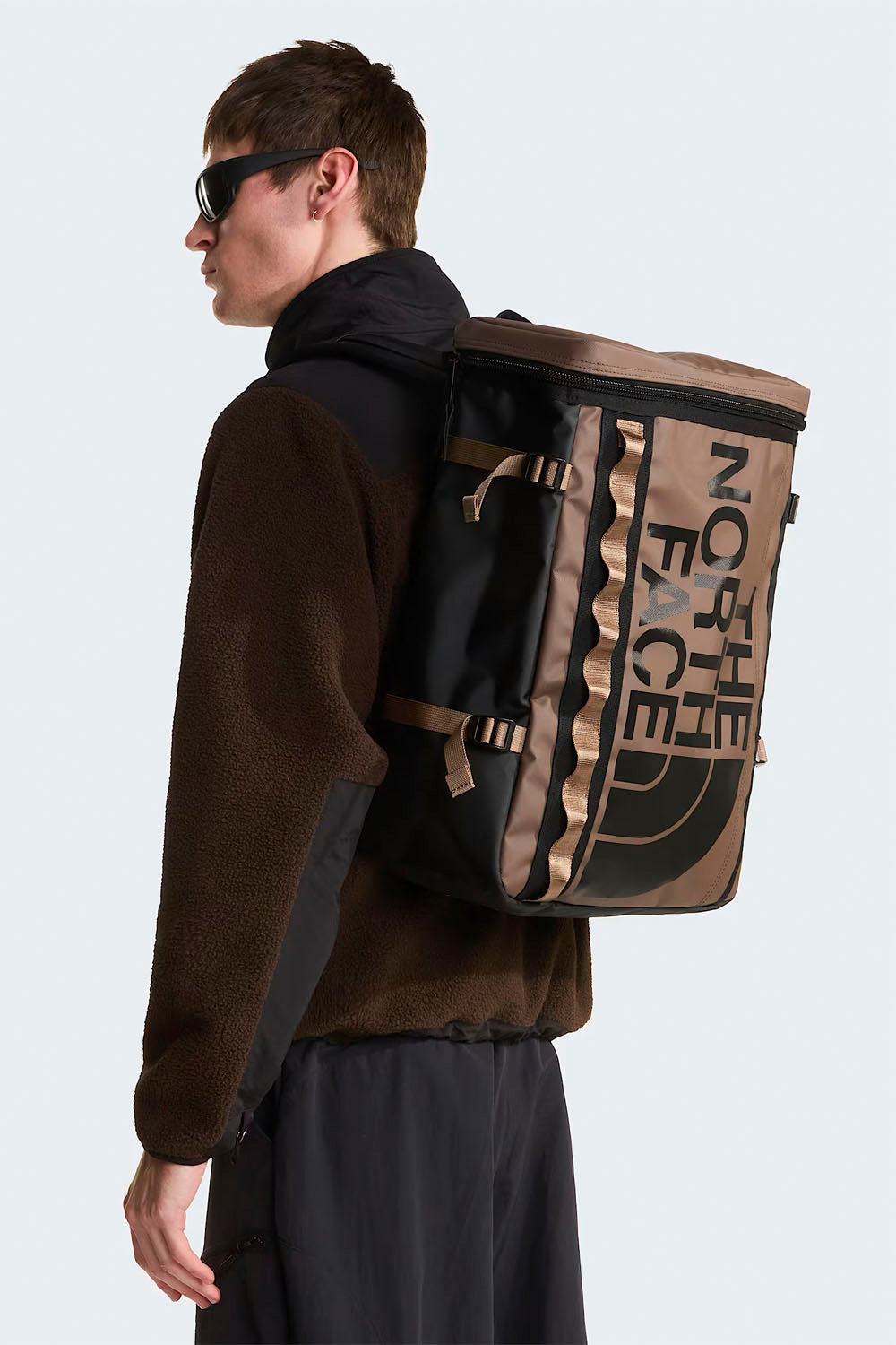 THE NORTH FACE - BASE CAMP FUSE BOX BACKPACK - SMOKEY BROWN