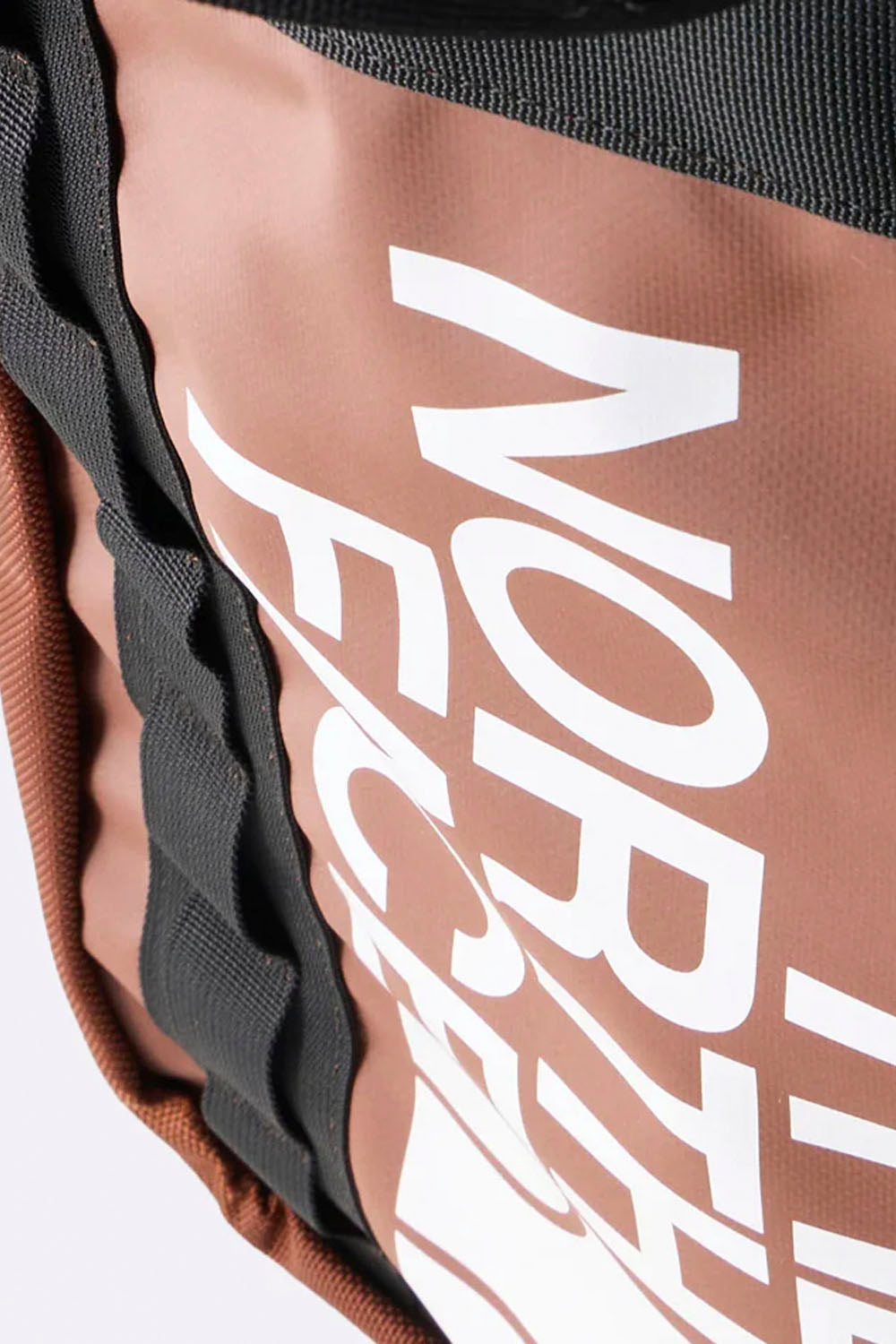THE NORTH FACE - BASE CAMP TOTE PACK - EMBER SOIL