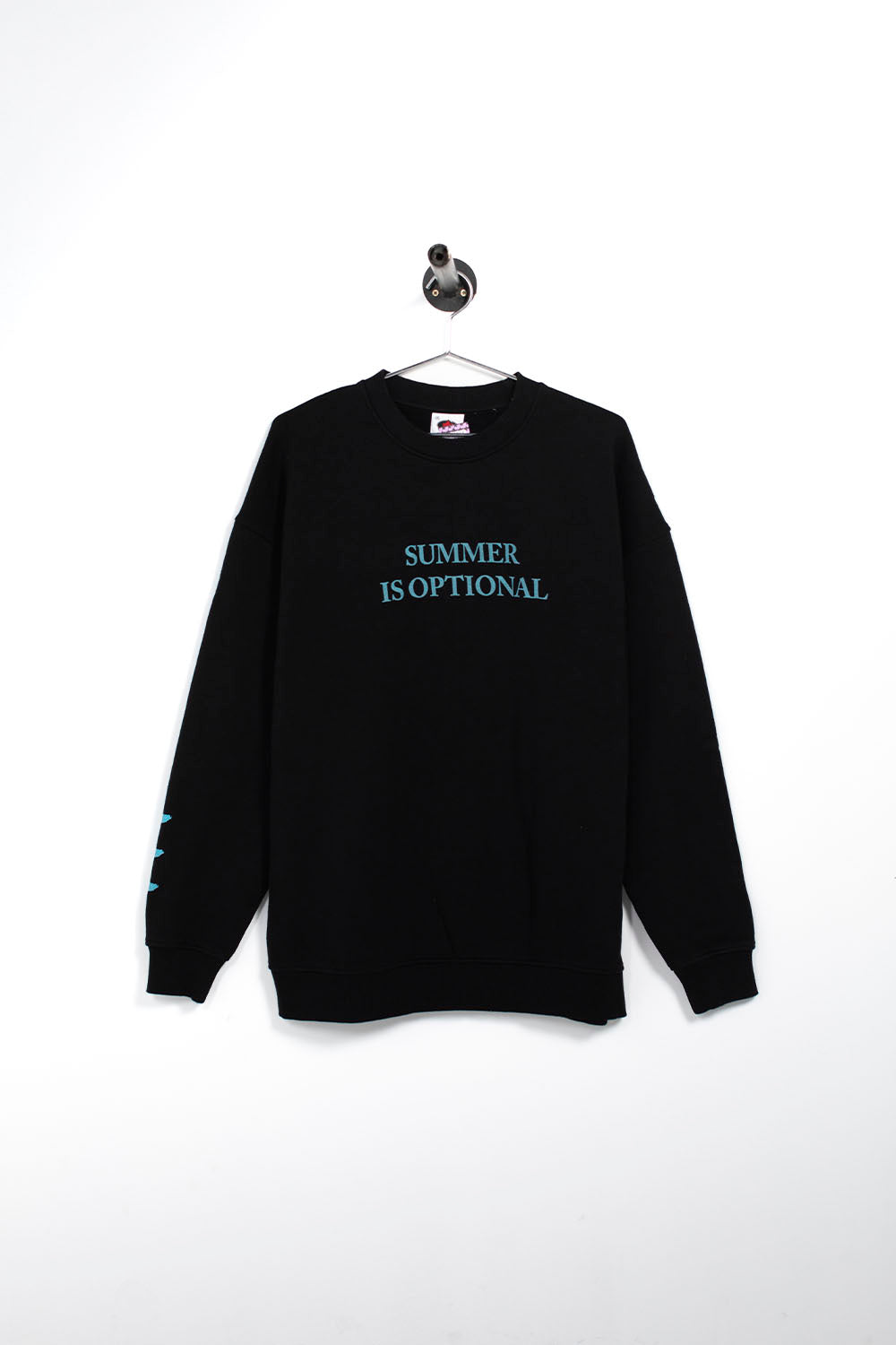 PUKAS SURF SHOP - OPTIONAL CREW