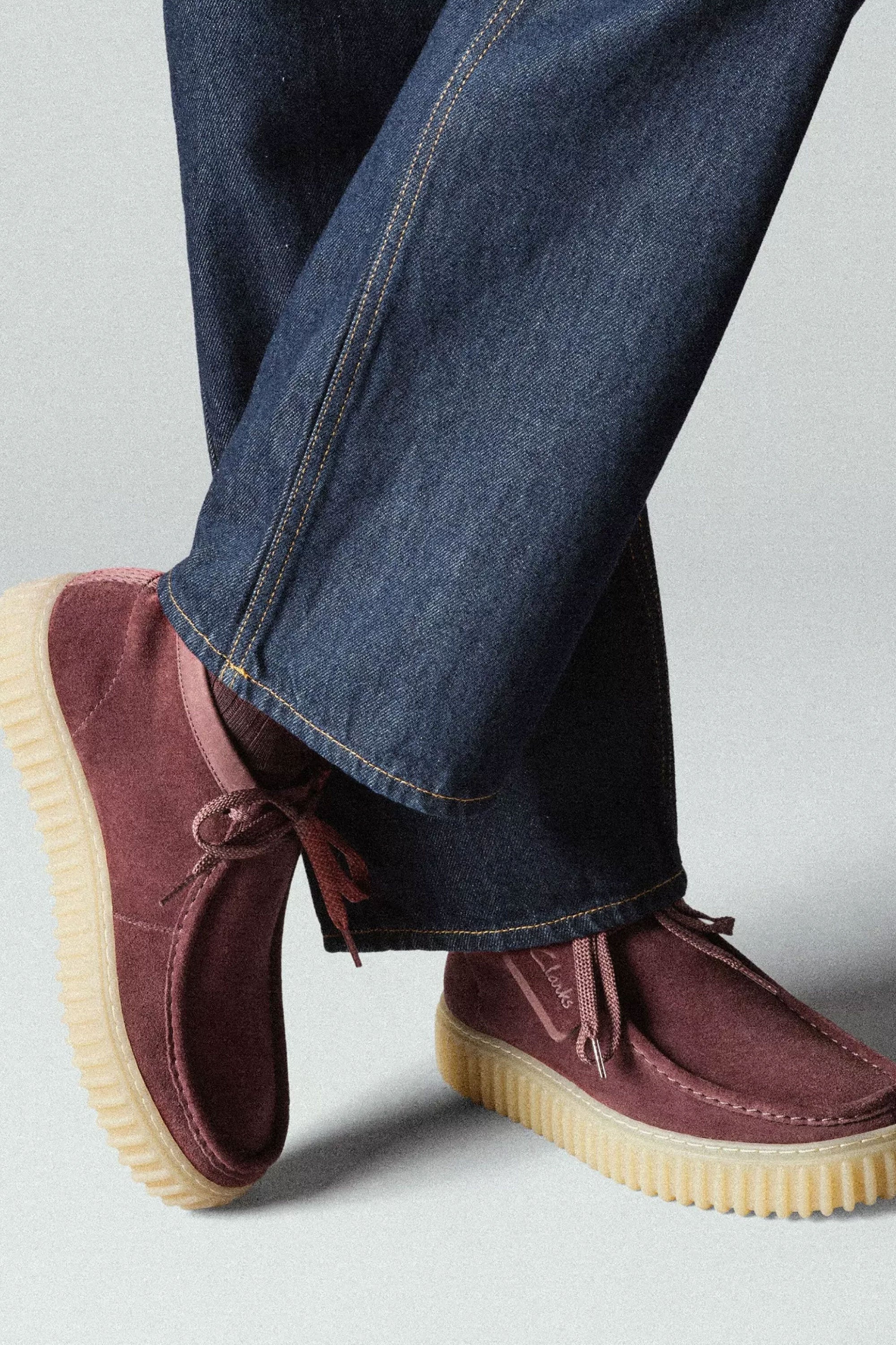 CLARKS - TORNHILL HI - MAN - WINE SUEDE