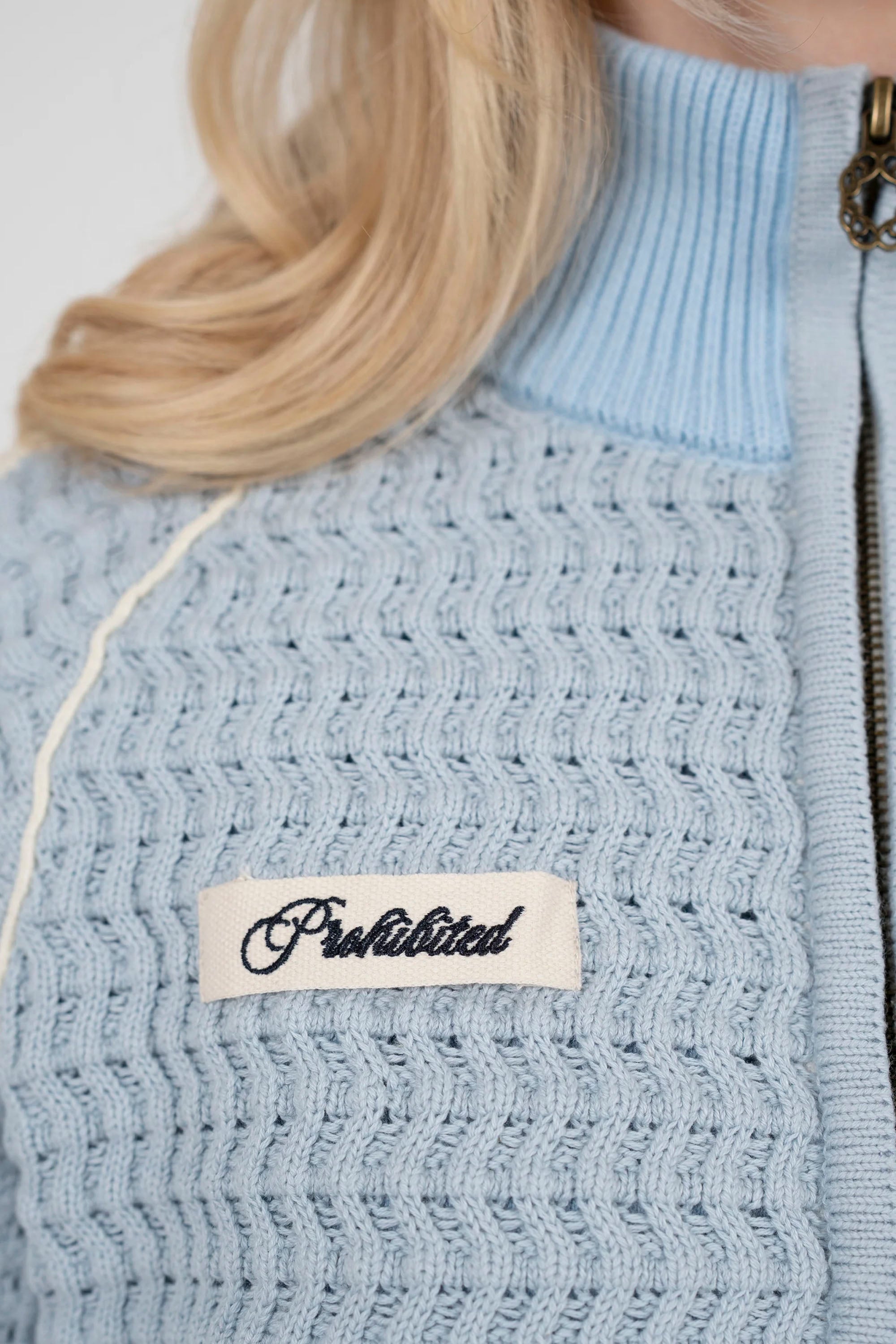 PROHIBITED - TRAIL BRACKING TRACKJACKET