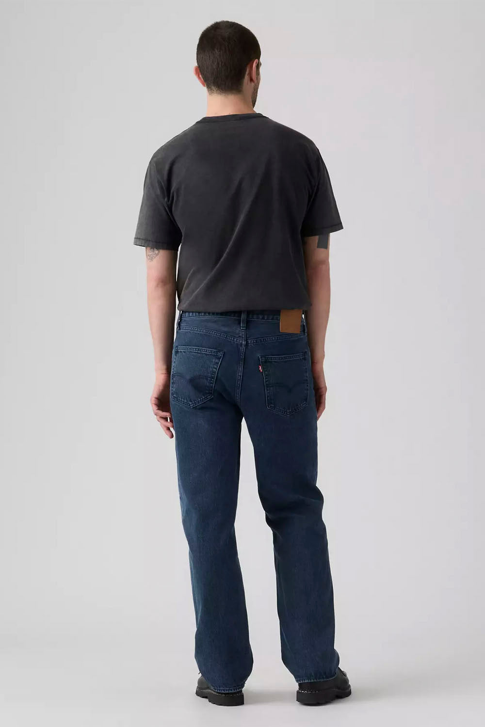 LEVIS - 568 LOOSE STRAIGHT - LOOKING UP