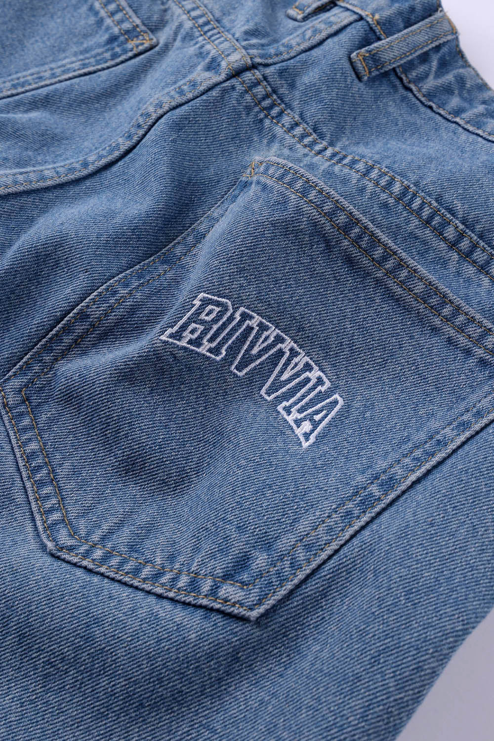 RIVVIA PROJECTS - VV DENIM SHORT - WORN BLUE