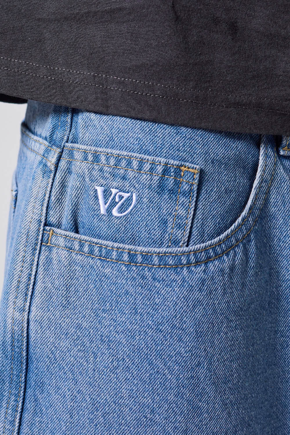 RIVVIA PROJECTS - VV DENIM SHORT - WORN BLUE