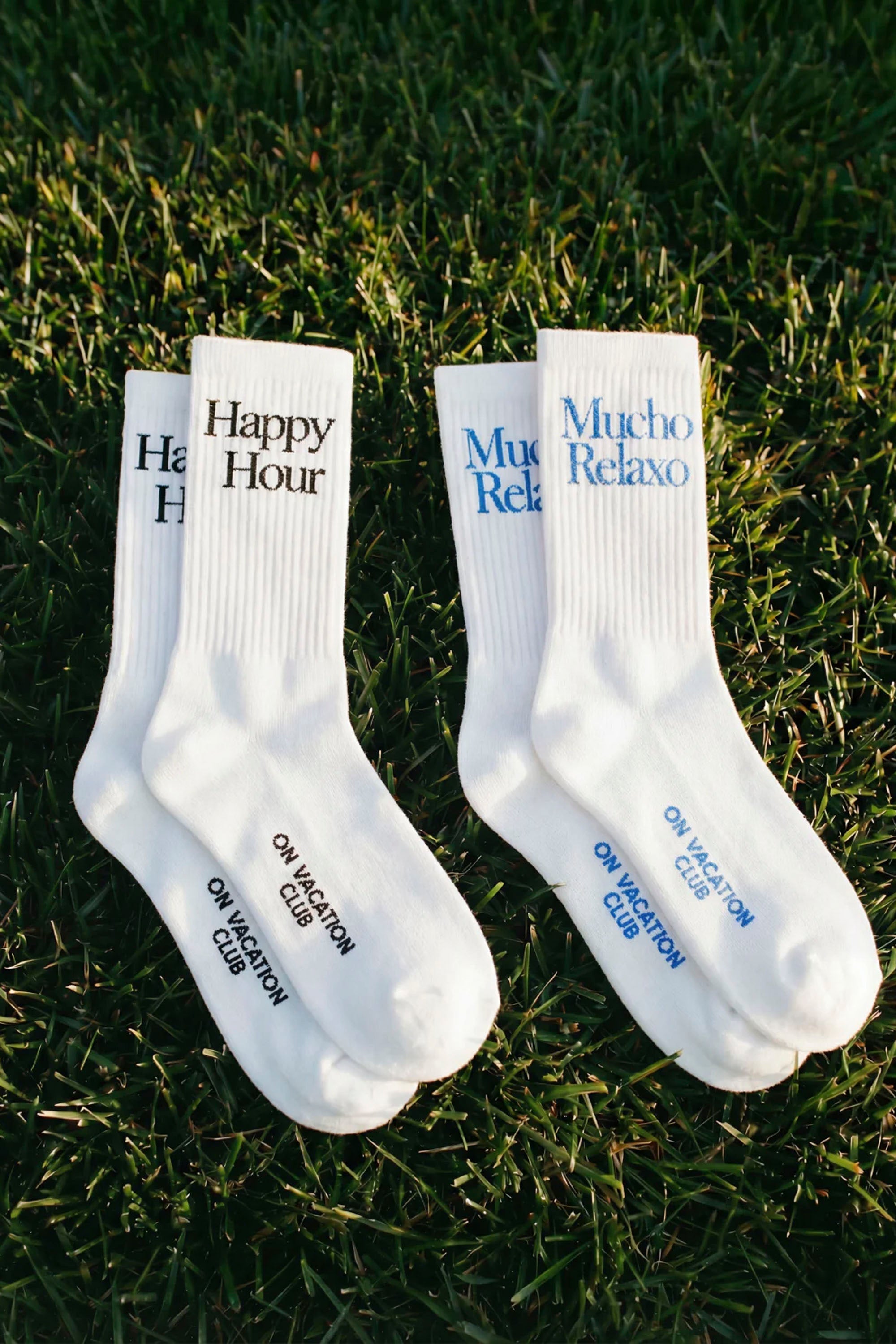 ON VACATION - RELAXO 2-PACK SOCKS