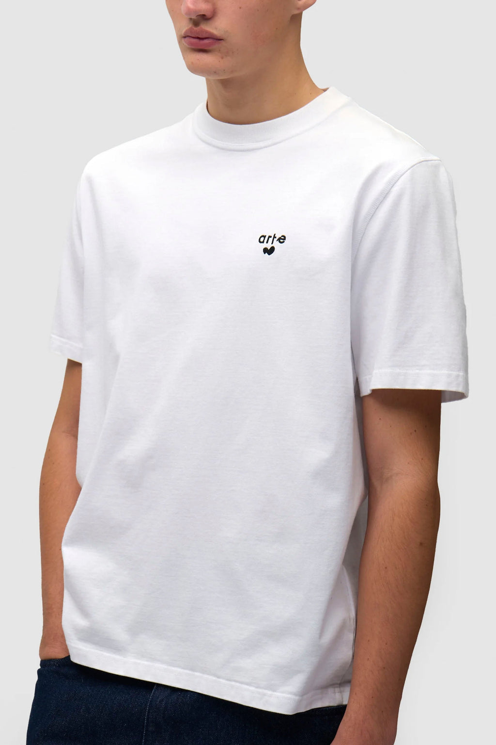 ARTE - HEART LOGO T-SHIRT - WHITE