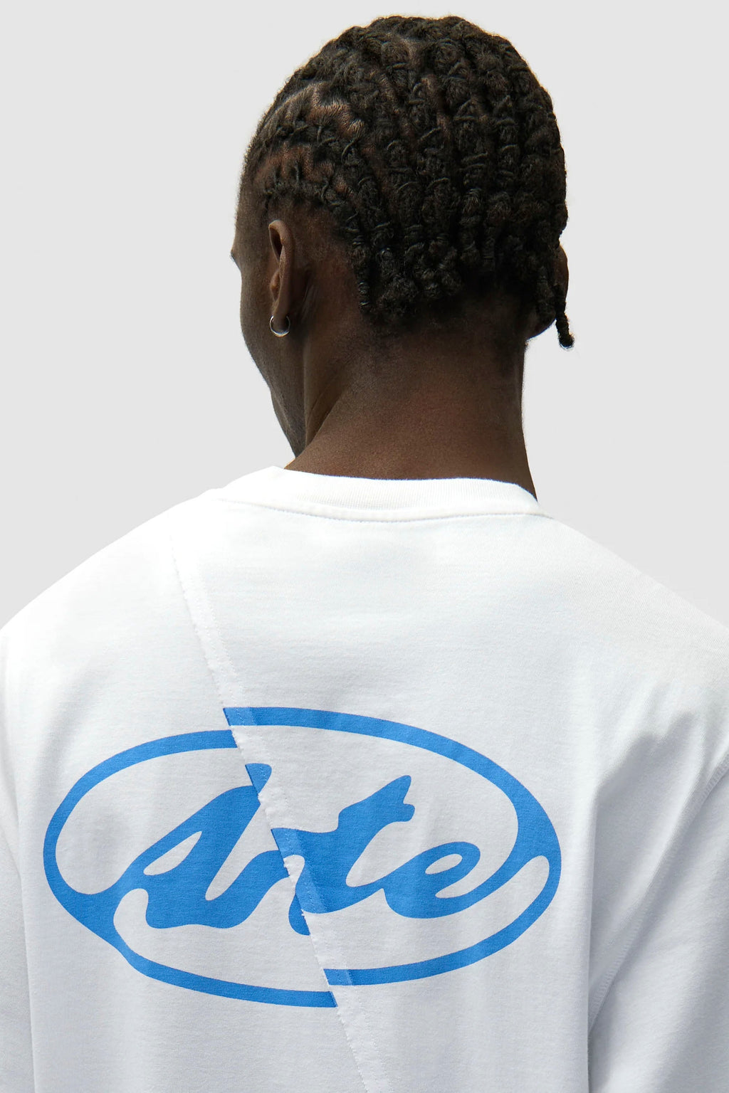 ARTE - BACK CIRCLE LOGO LONGSLEEVET-SHIRT - WHITE
