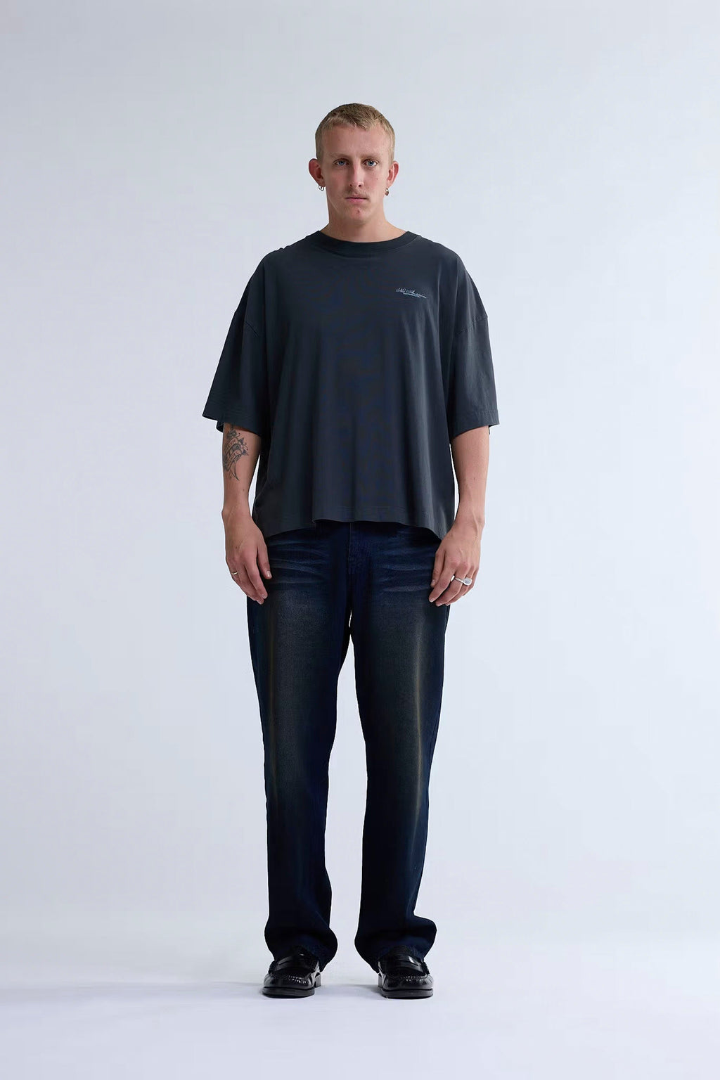 NEW AMSTERDAM SURF ASSOCIATION - BIG LOGO TEE - ANTHRACITE