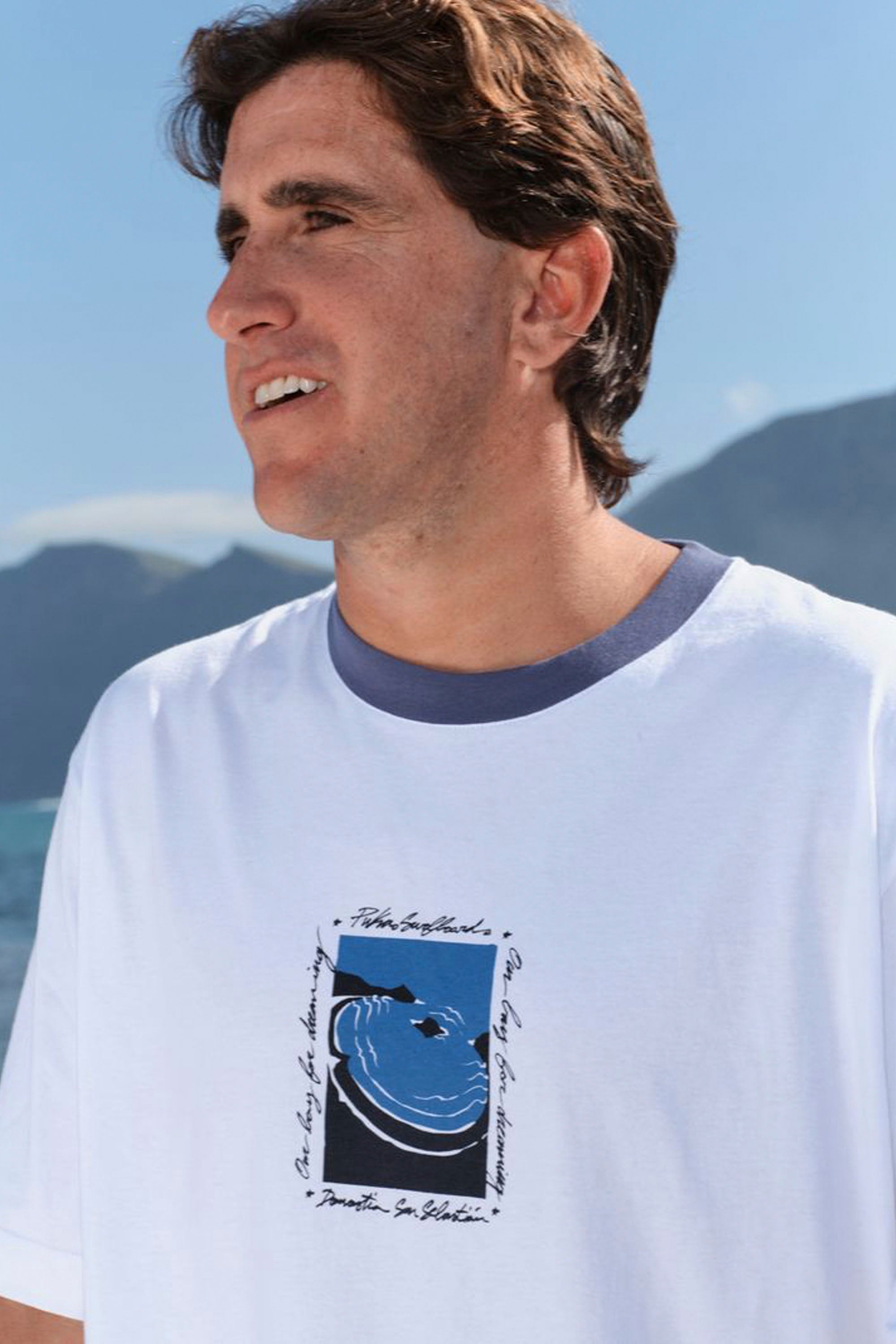 PUKAS - MAGIC BAY CONTRAST COLLAR TEE