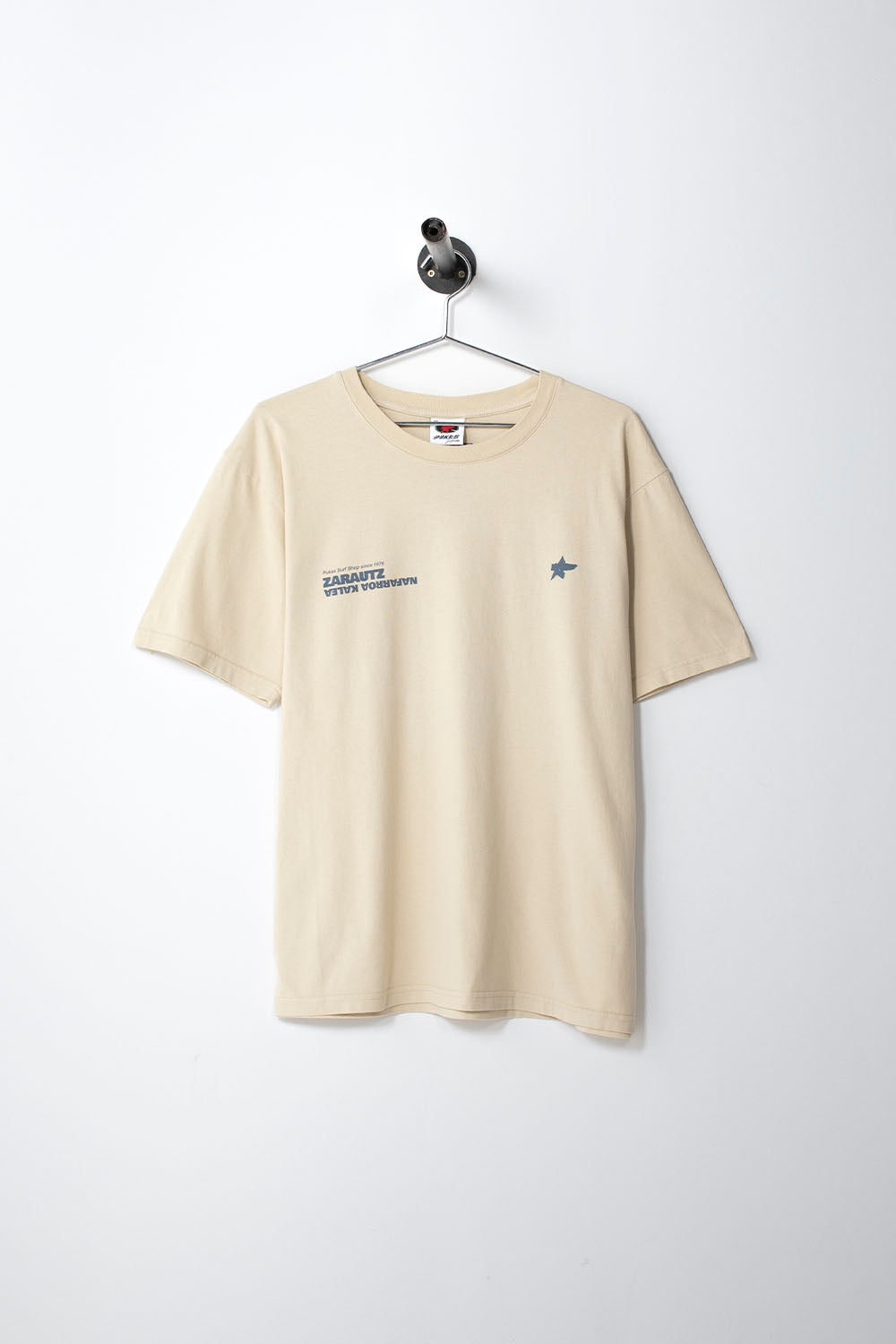 PUKAS SURF SHOP - NAFARROA KALEA TEE