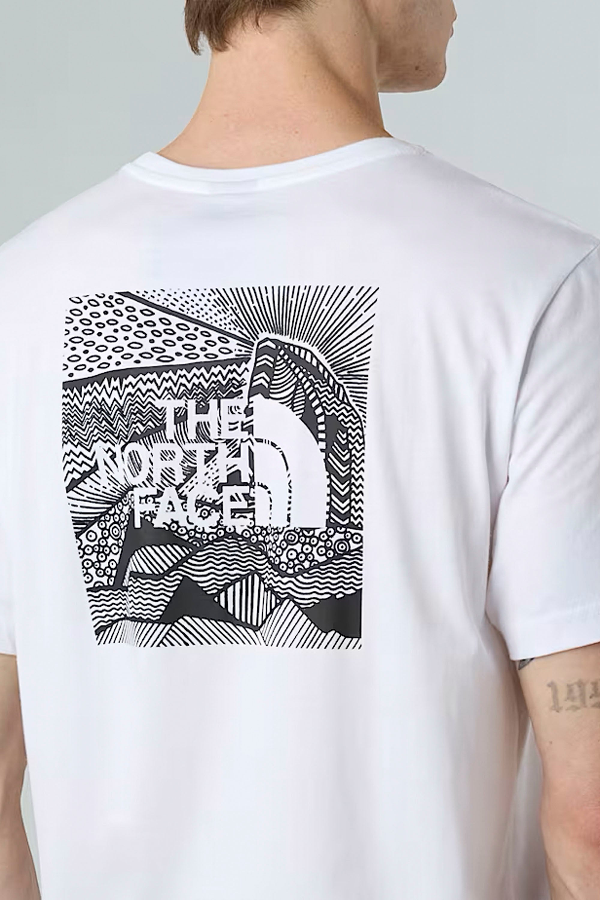 THE NORTH FACE - BOX NSE CELEBRATION TEE - WHITE