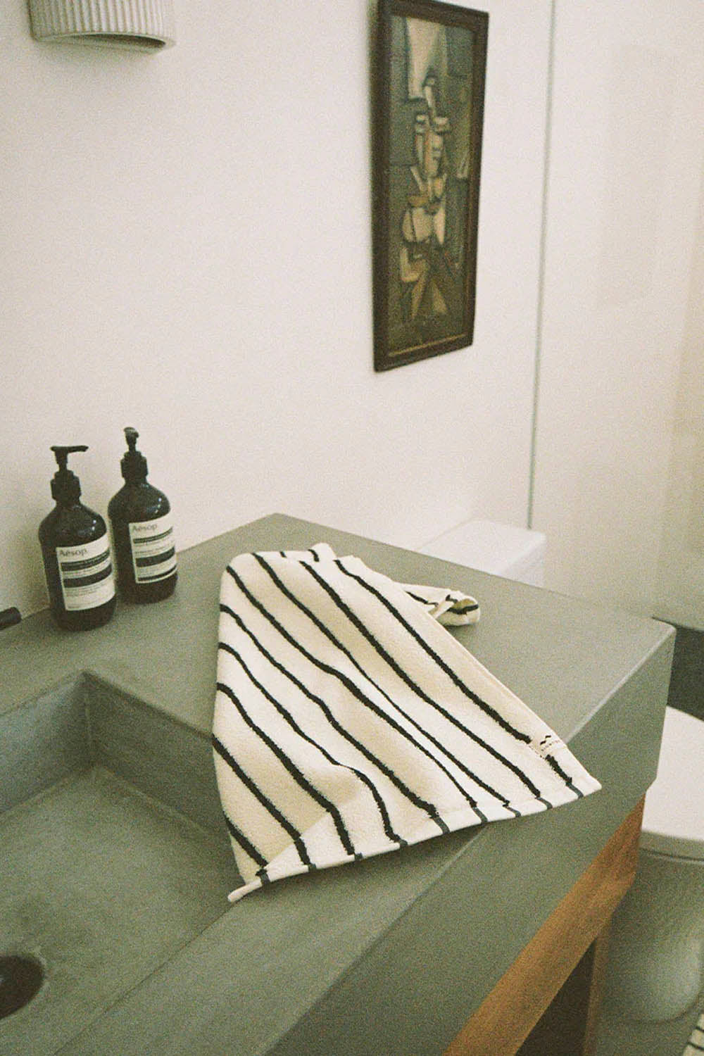 SLOWTIDE - KOKO PLUSH HAND TOWEL - CREAM