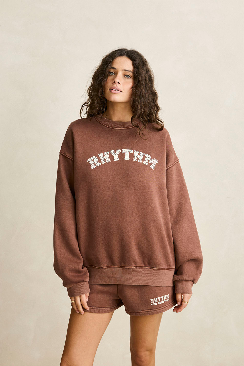 RHYTHM - COLLEGIATE OVERSIZED CREW NECK FLEECE