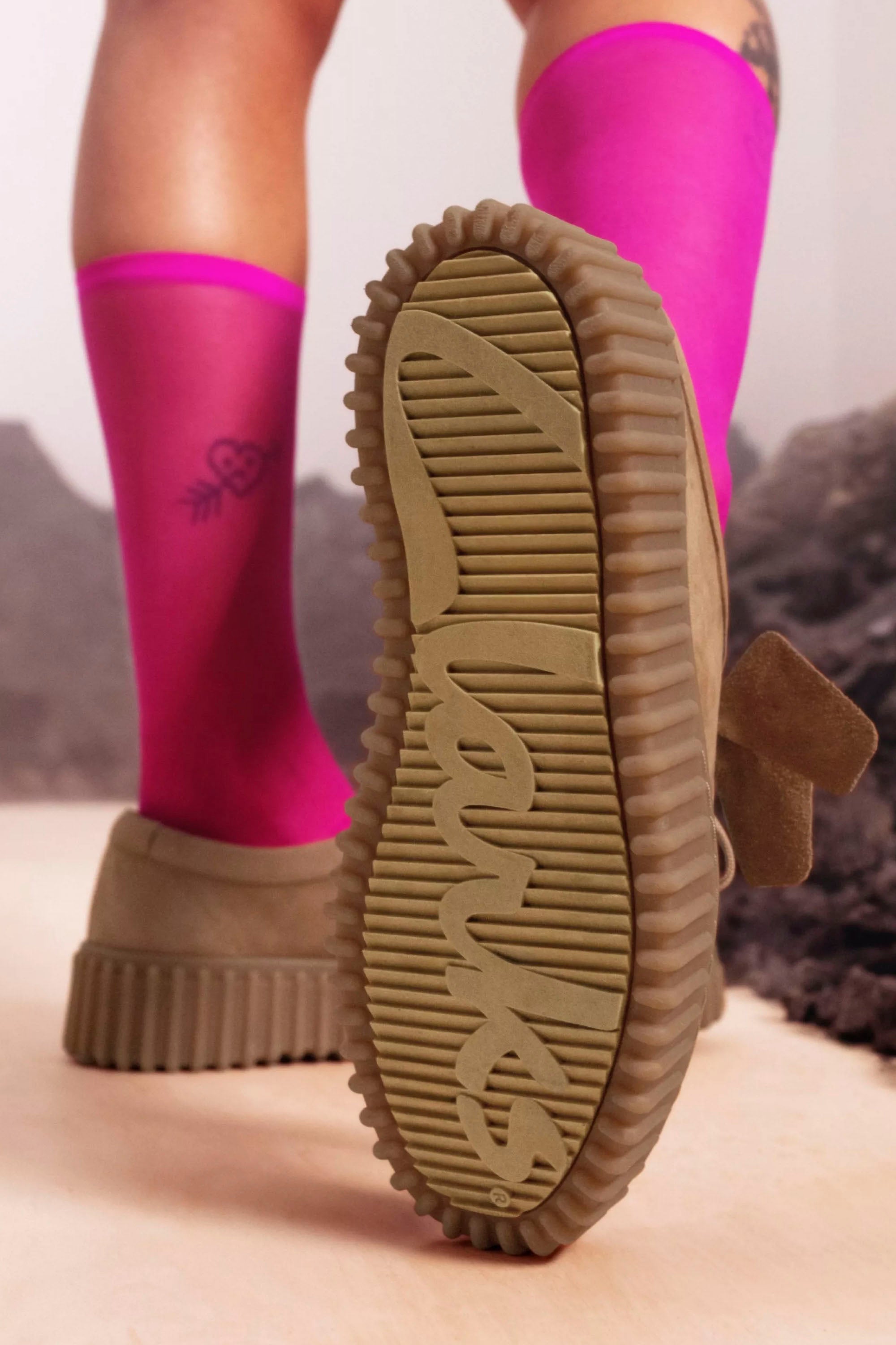 CLARKS - TORNHILL BEE - WOMAN - LIGHT TAN NUBUCK