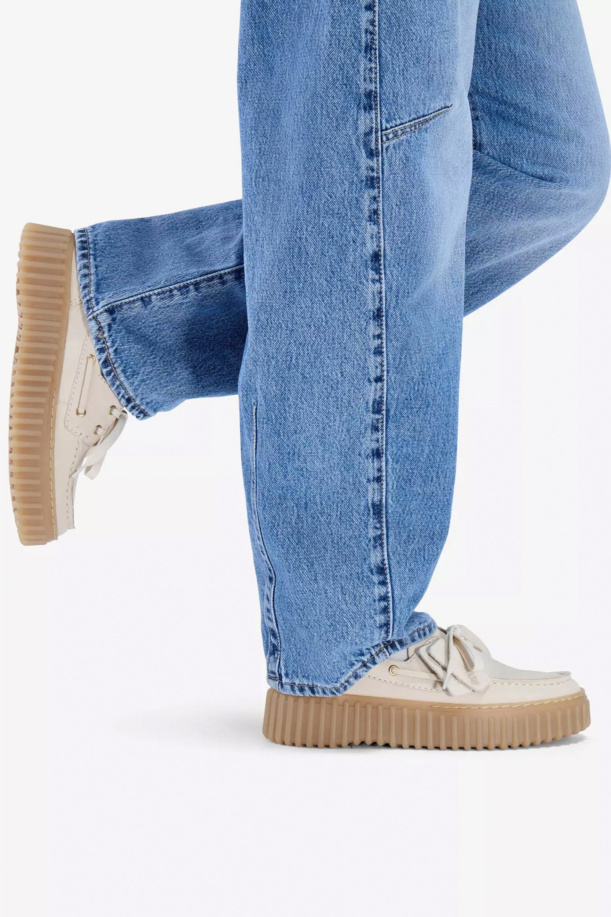 CLARKS - TORNHILL BOAT - CREAM NUBUCK - WOMAN
