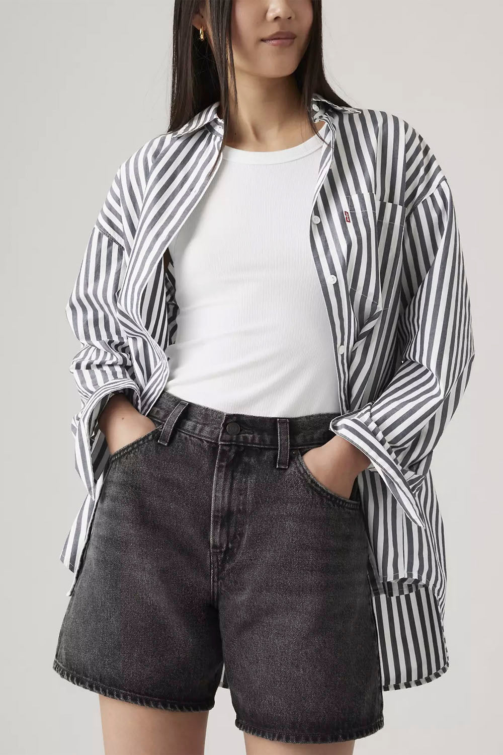 LEVIS - HIGH BAGGY SHORT - WHERES MY PHONE