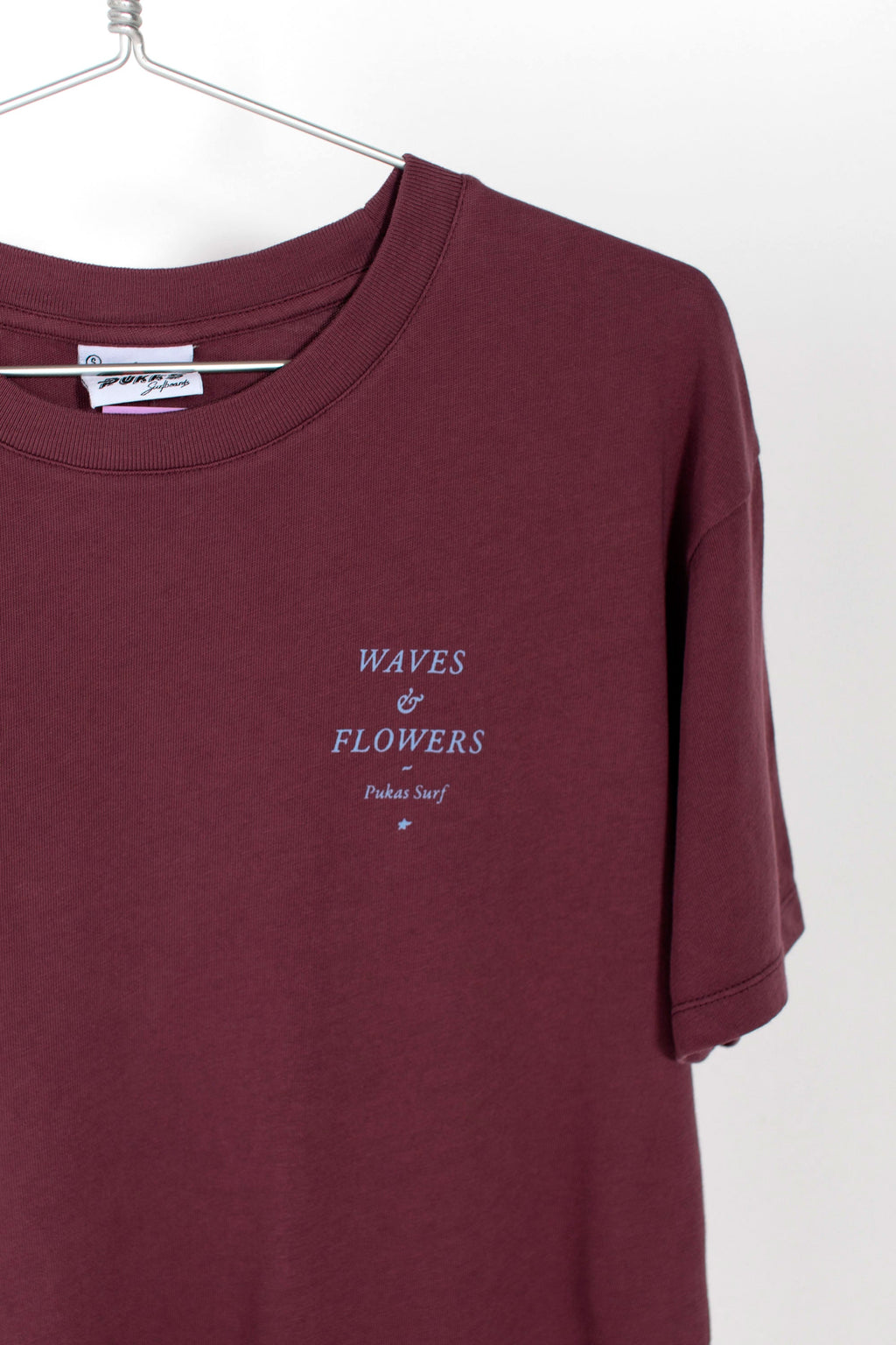 PUKAS SURF SHOP - WAVES AND FLOWERS TEE - AUBERGINE