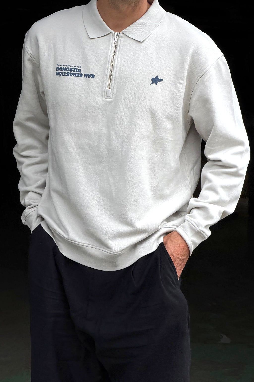 PUKAS SURF SHOP - SAN SEBASTIAN HALF ZIP CREW - ICE GREY
